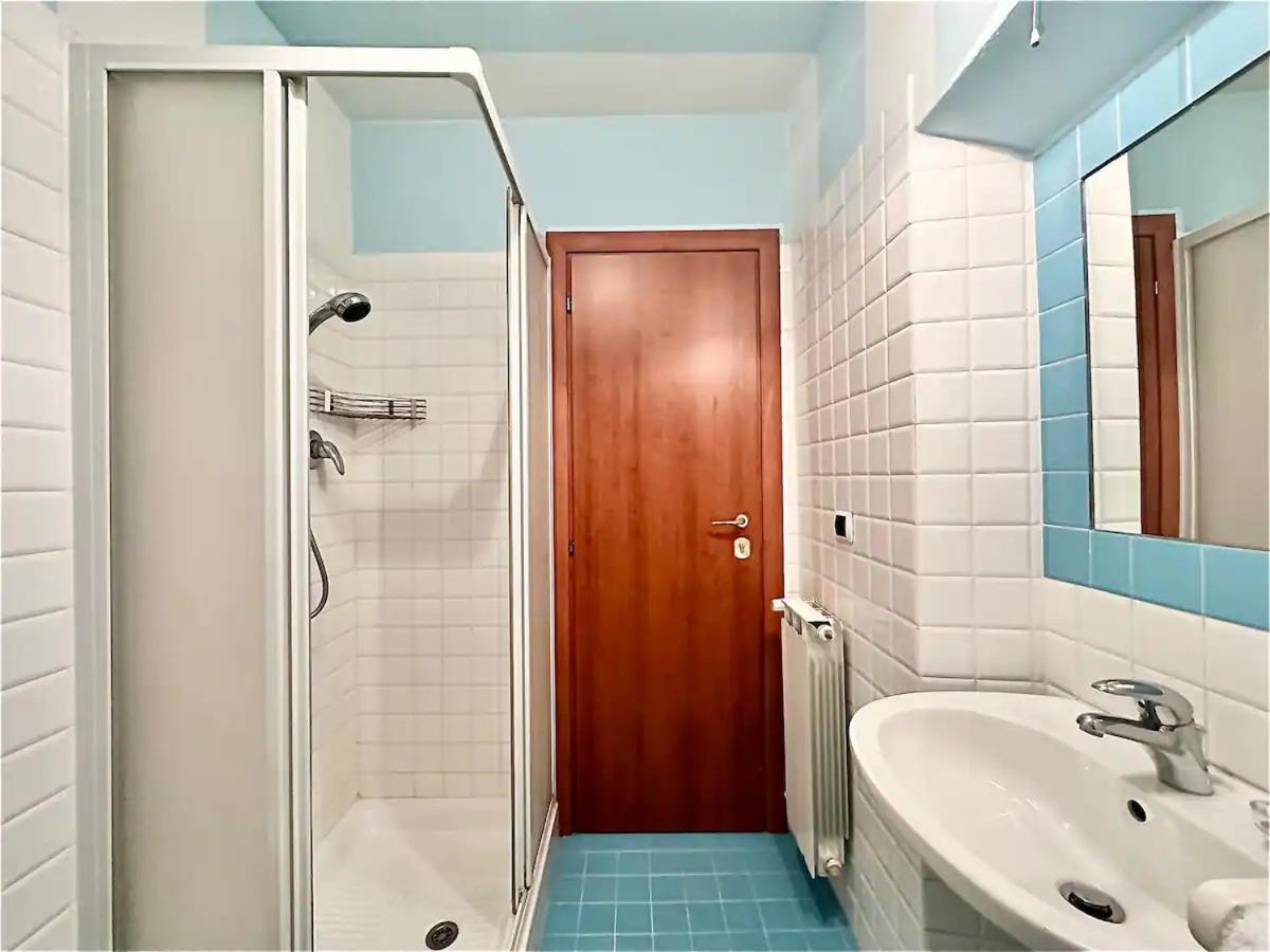 Raffaelli Rooms Travel Florence Close San Frediano Buitenkant foto